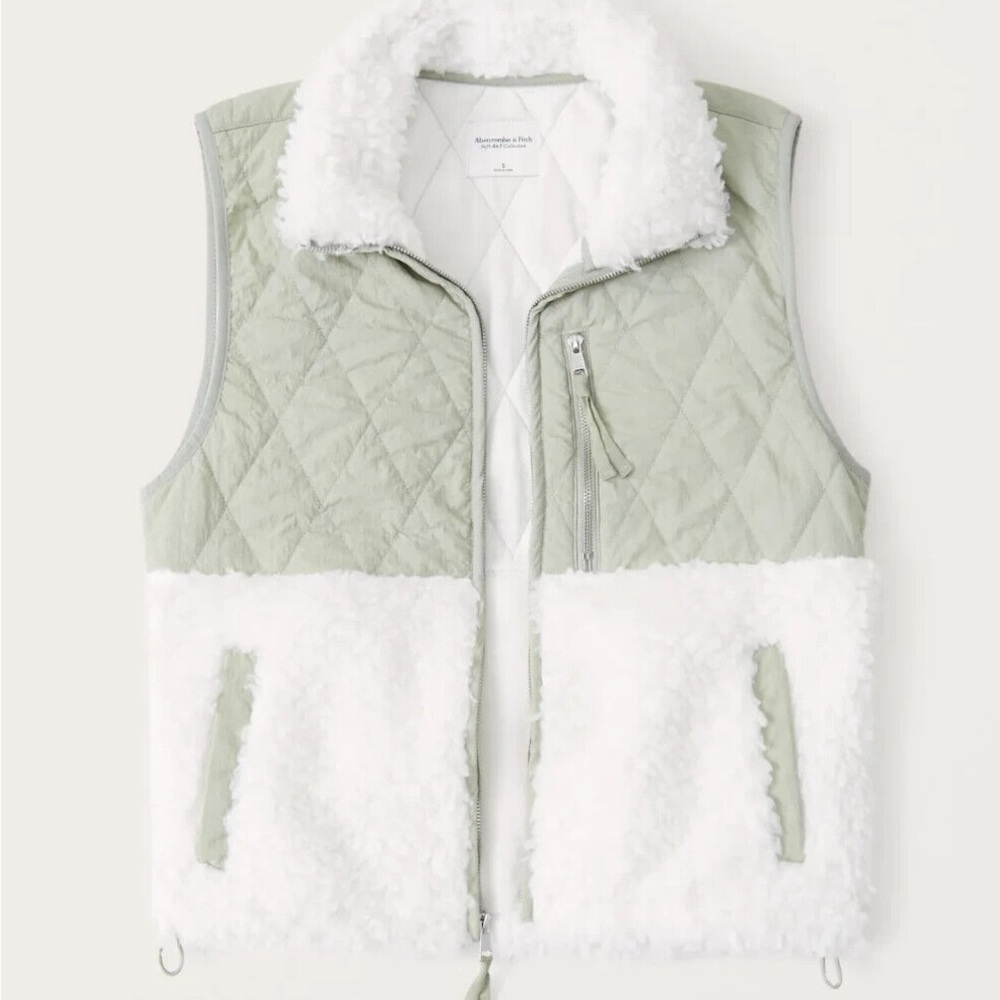Abercrombie and fitch cropped women’s two tone vest
